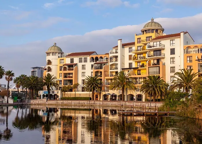Strandhotel: Island Club Hotel & Apartments